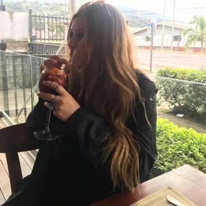 Meet your Posher, Nadja